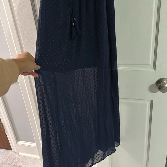 Halter style notch neck sheer overlay maxi. - Picture 4 of 5